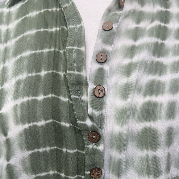 Shop Neighbor women's S button front tye dye peplum crop long sleeve EUC - Picture 2 of 8